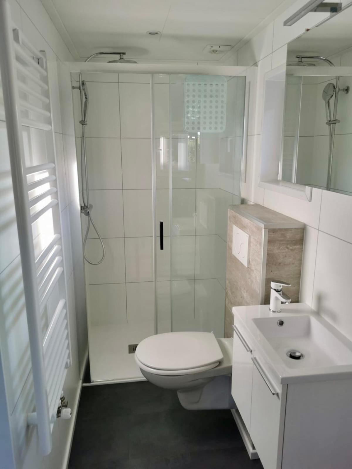 Tiny Haus Auszeit Am See Lathum Екстериор снимка
