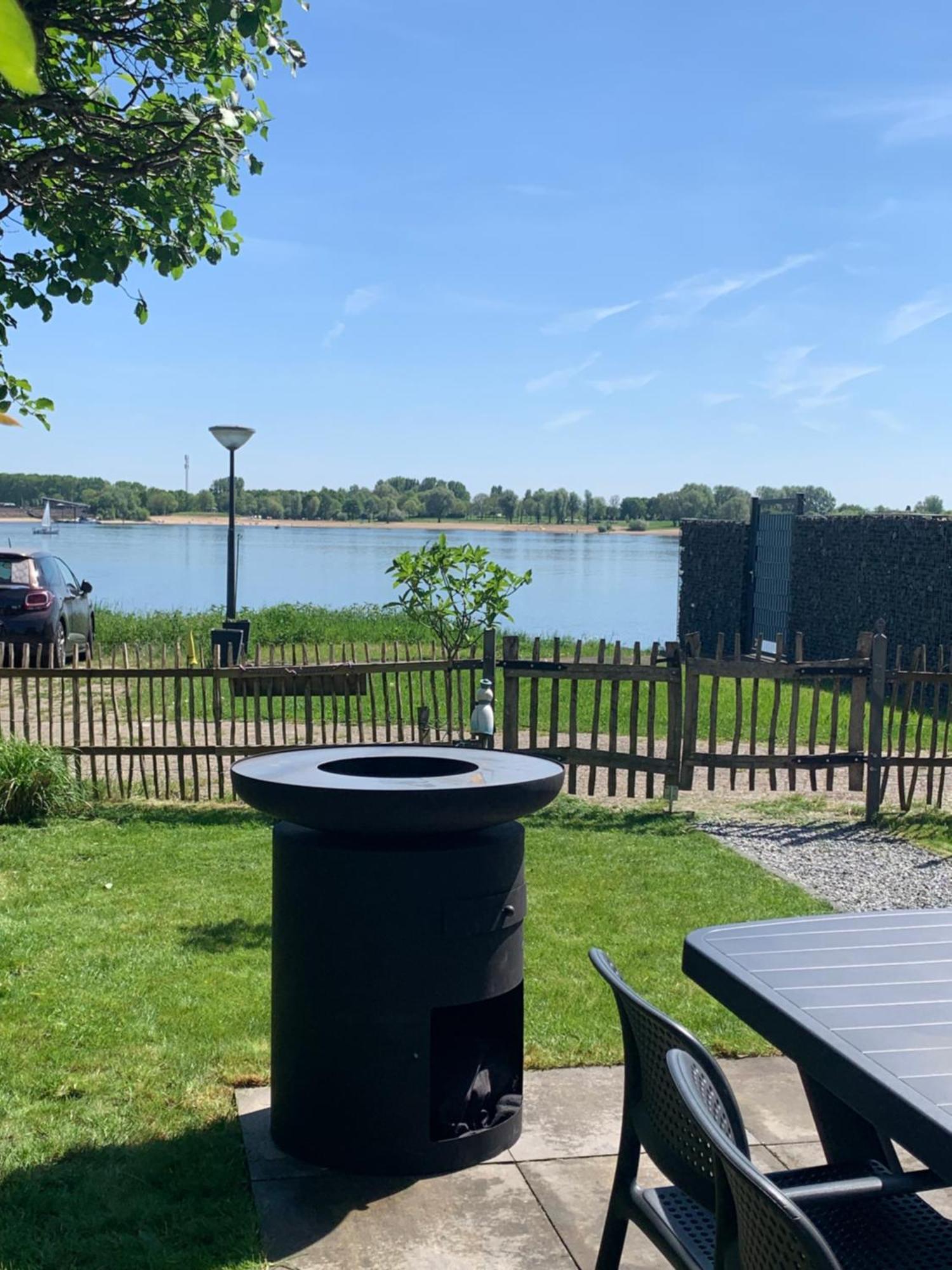 Tiny Haus Auszeit Am See Lathum Екстериор снимка